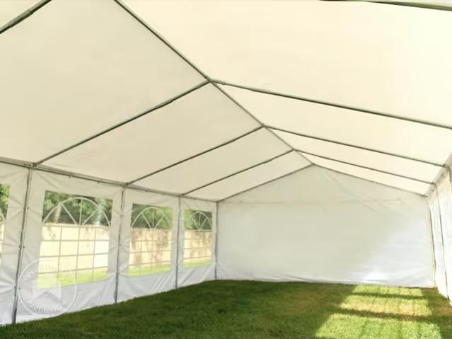 Te huur PVC partytent 5x12 incl 3 biertafelsets