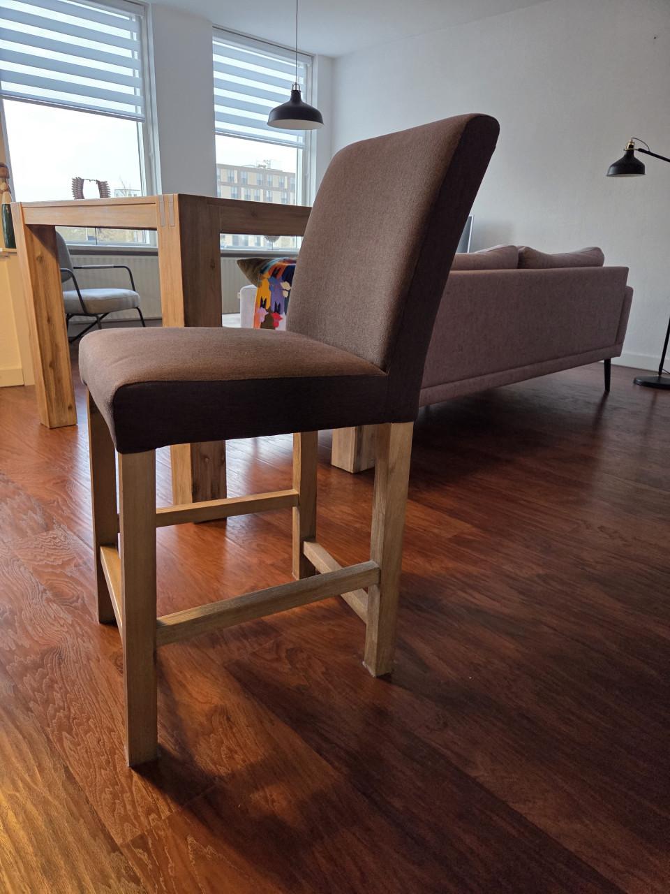 Set van 4 barkrukken met stoffen bekleding