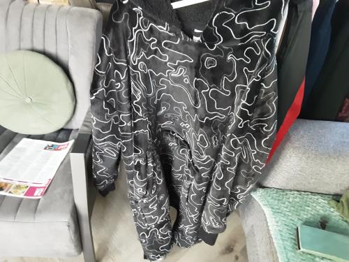 Lekkere warme bank poncho one size