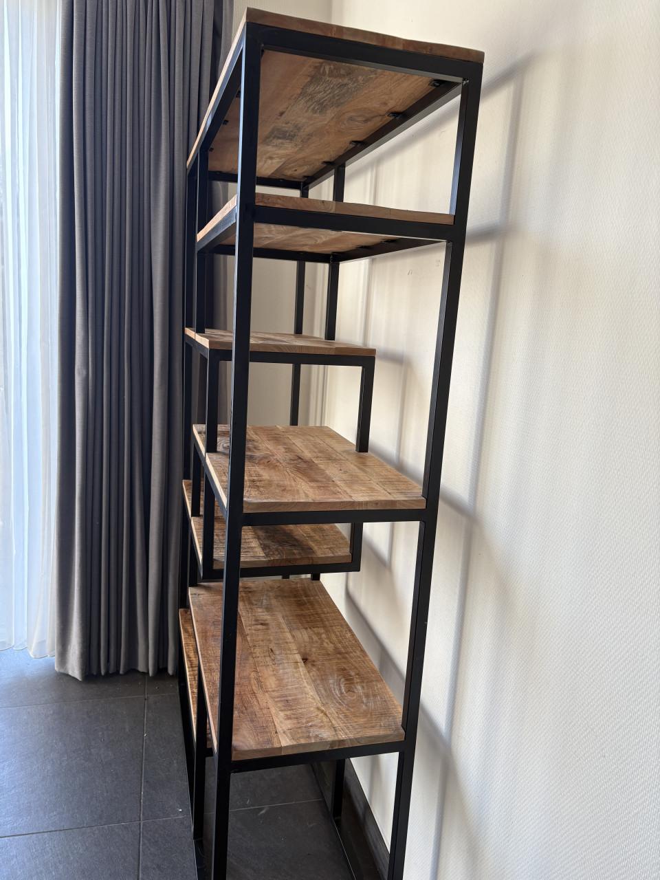 Industrieele open kast