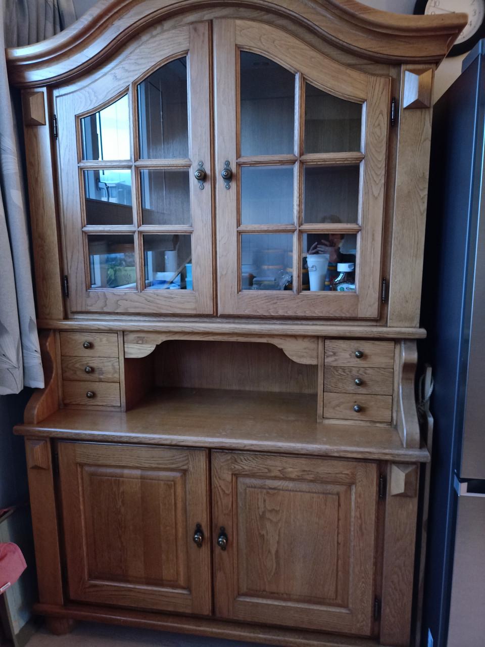 Kast met aansluiting voor verlichting