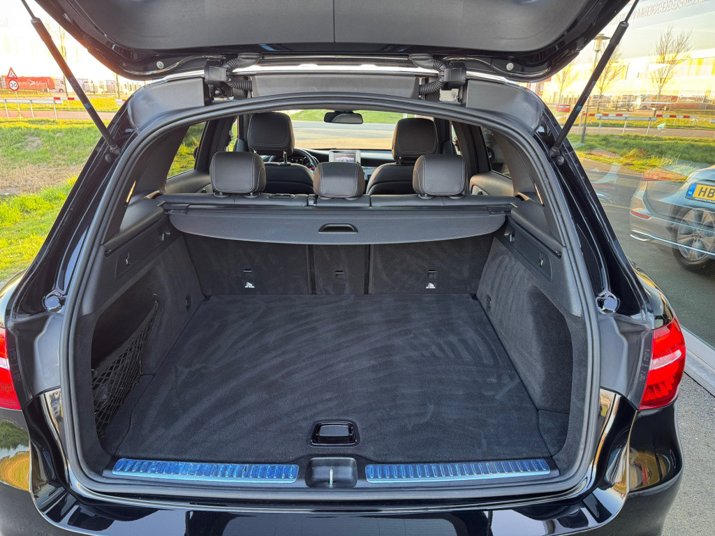 Mercedes-Benz Glc 250 4matic luxury automaat , amg interieur , elektrische 
