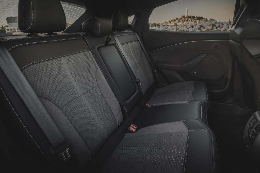 Ford Mustang Mach-e gt extended awd 98 kwh | €5000.- korting | nieuw te bes