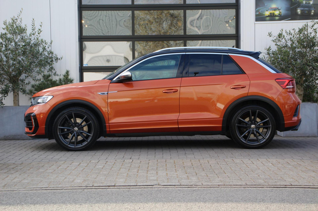 Volkswagen T-roc 2.0 tsi r 4motion - akrapovic - virtual - pano - leder - a