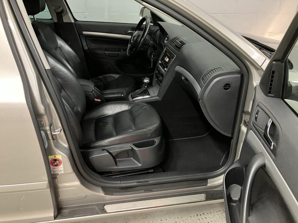 Skoda Octavia Combi 1.2 TSI Elegance Business Line Automaat