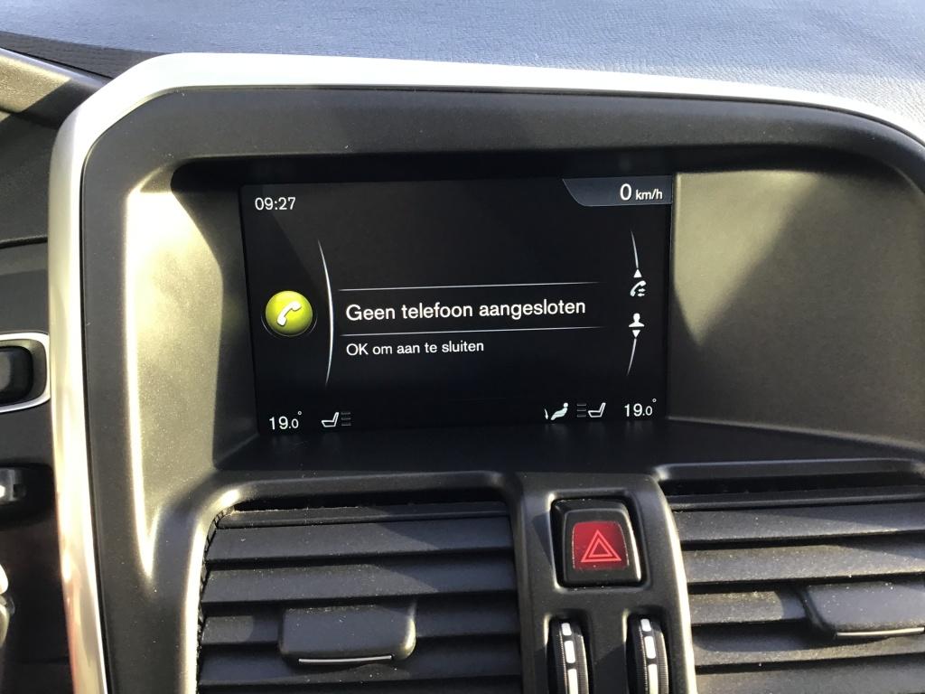Volvo XC60 2.0 t5 fwd summum