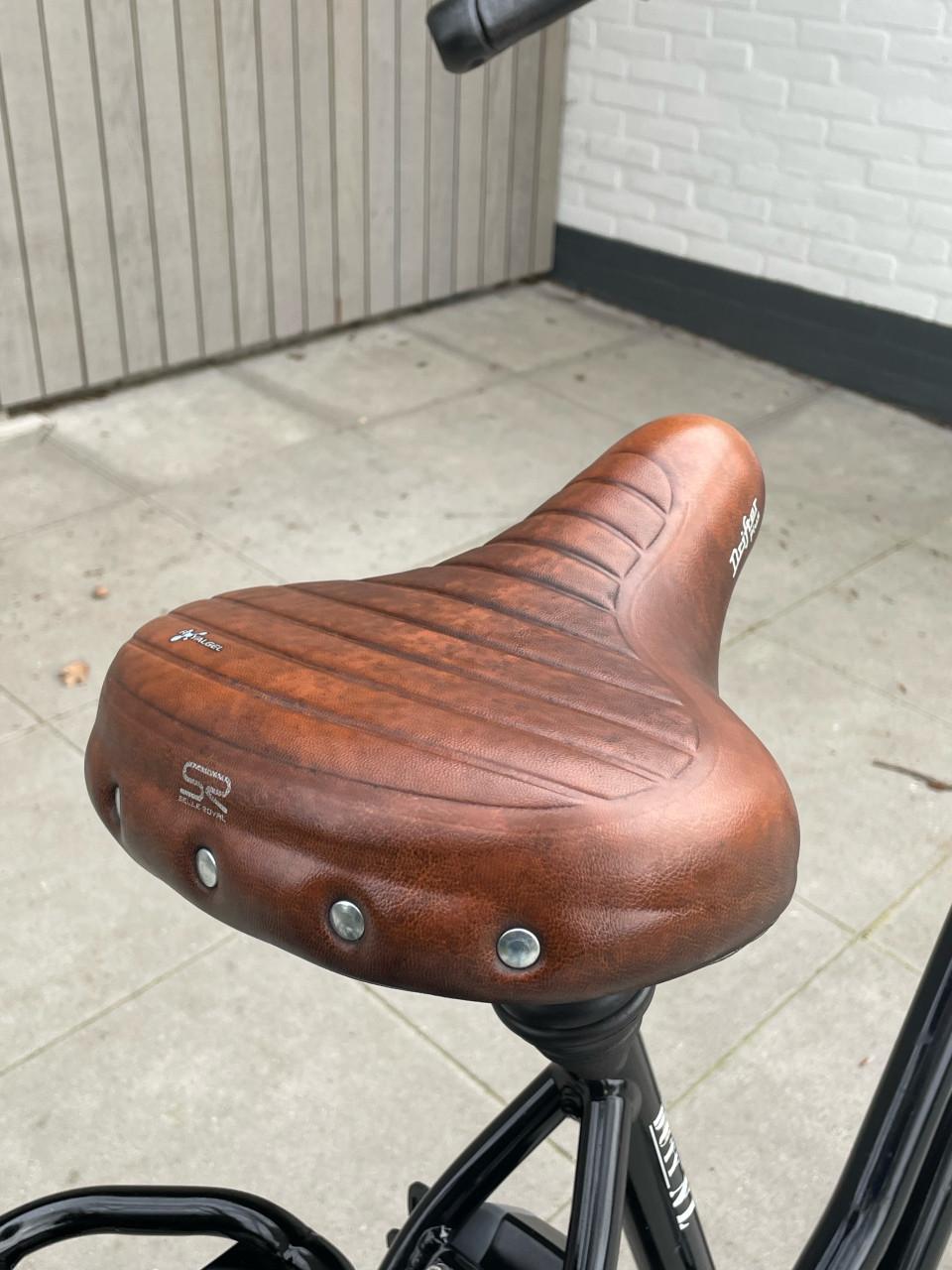 Damesfiets/ gazelle.