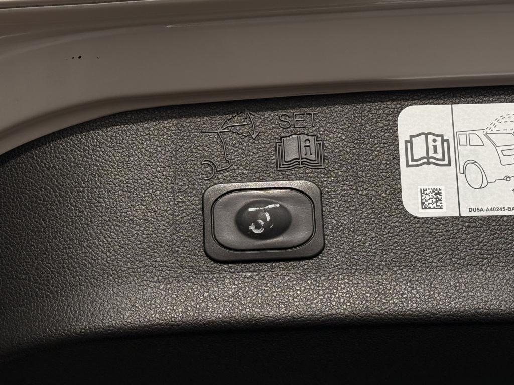 Ford Kuga 2.0 vignale | sony audio | stoel/stuur verwarming | acc | pano | 