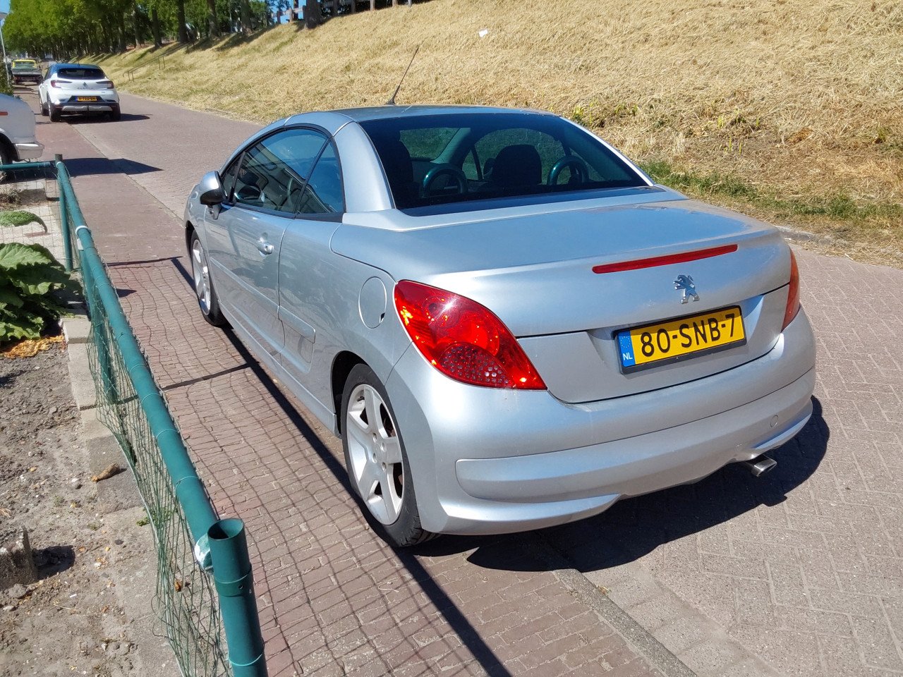 Auto