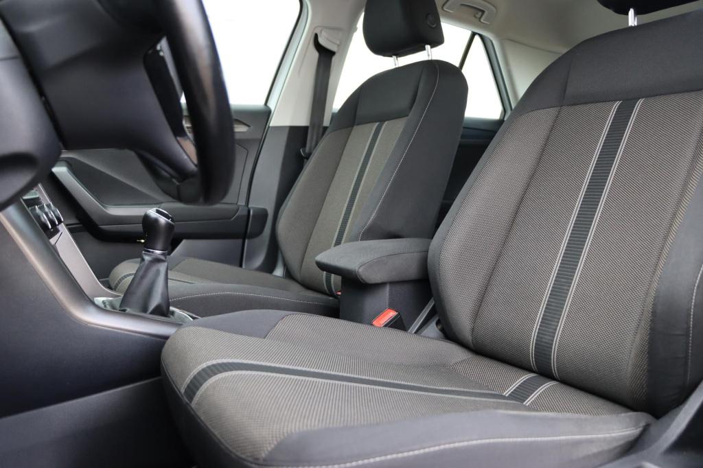 Volkswagen T-roc 1.0 tsi sport 115pk | stoel- en stuurverwarming | adaptive