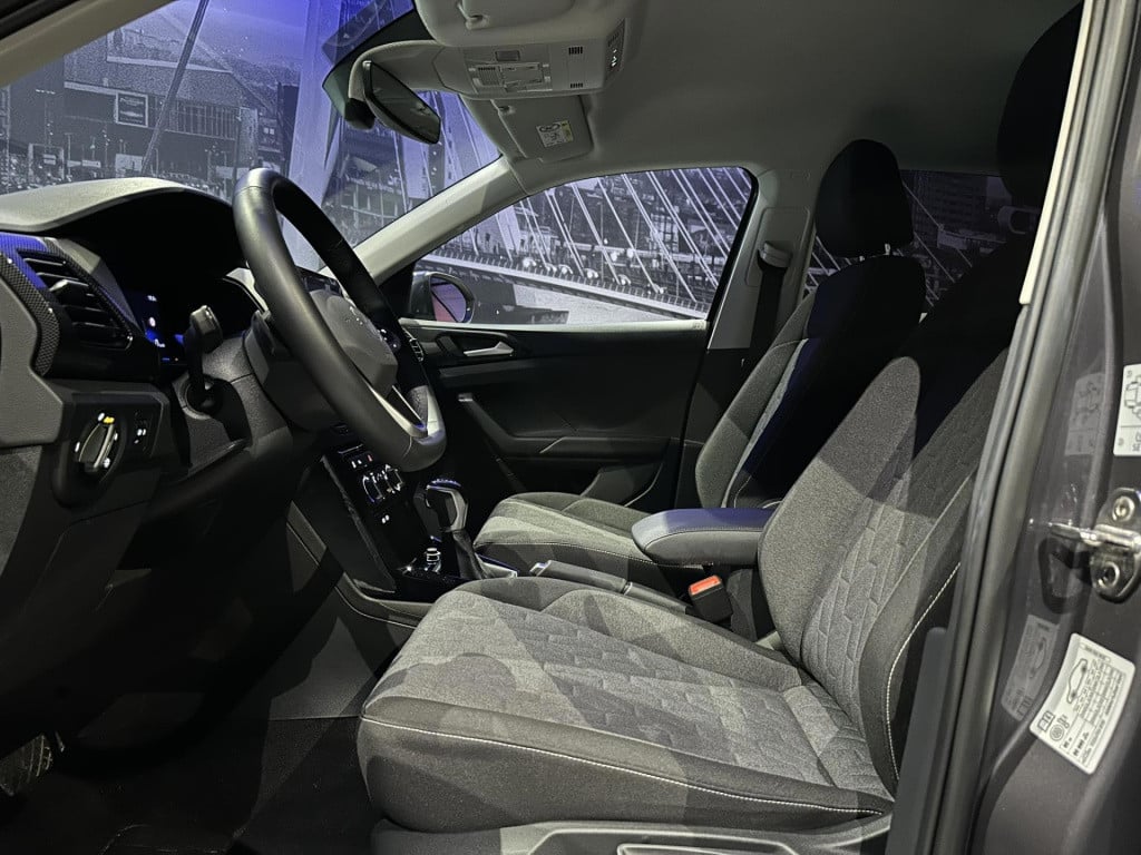 Volkswagen T-cross 1.0 tsi life edition *camera*appconnect*winterpack*