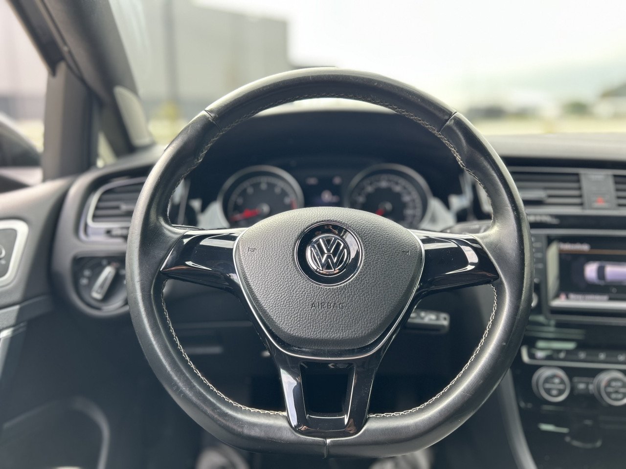 Volkswagen Golf 7 1.2 TSI/R-LINE/APK/CRUISE CONTR/ISO-FIX/