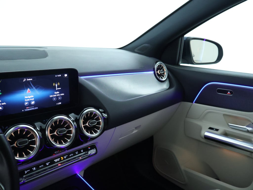 Mercedes-Benz Gla-klasse 250 e plug-in hybride progressive | panorama schui