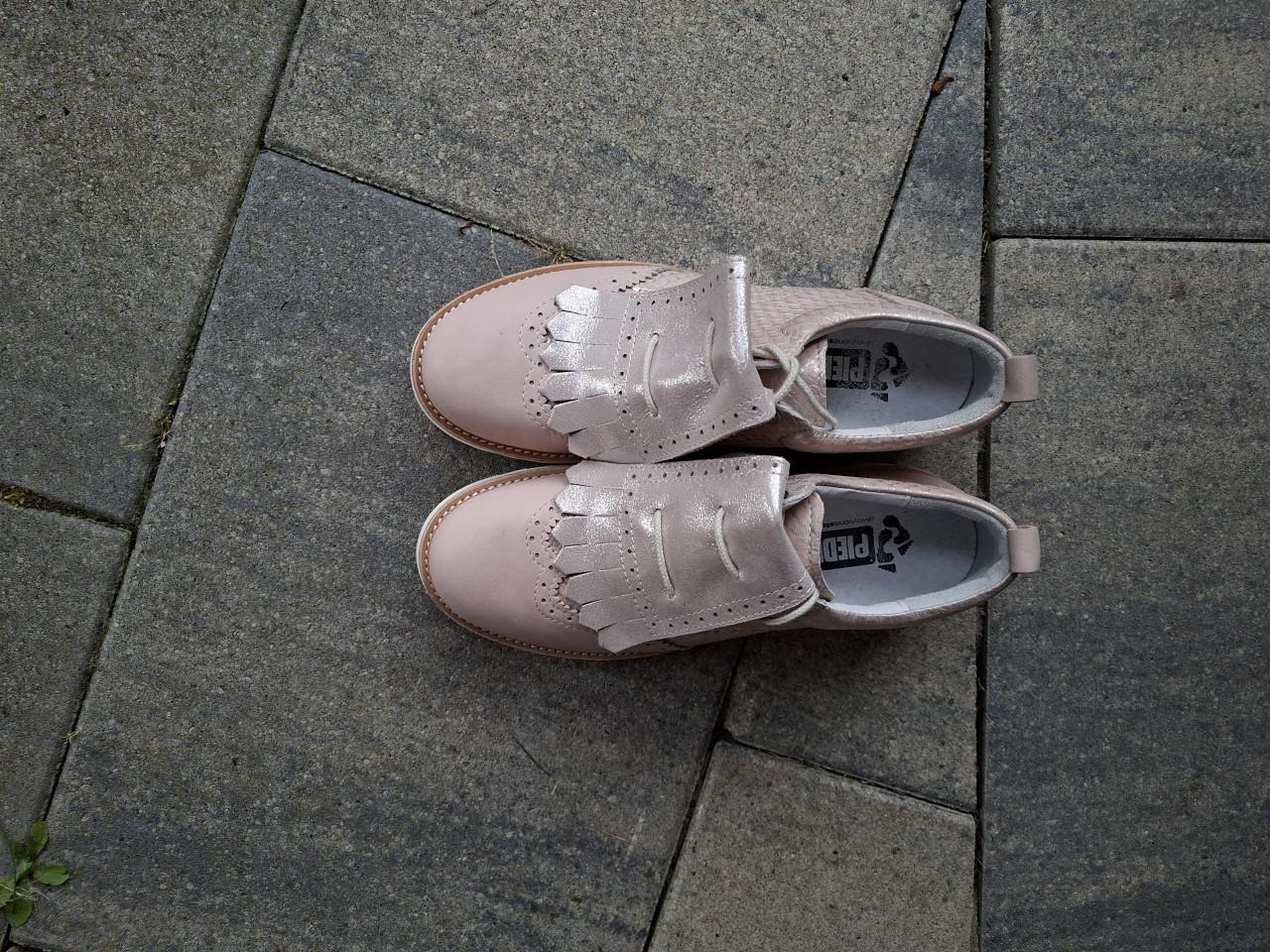 Nieuwe schoenen roze maat 38