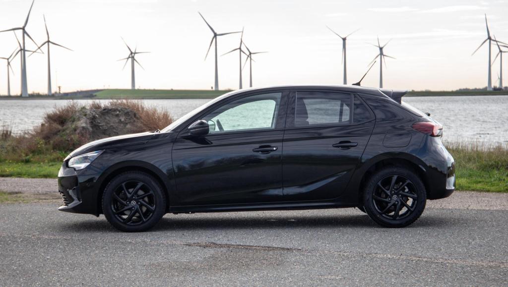 Opel Corsa 1.2 turbo gs black line / apple carplay / automaat / 360 camera 