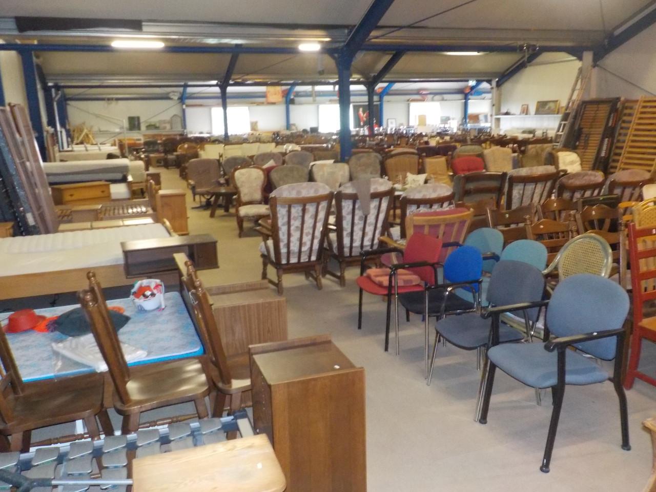 Grote partij kussens in goede staat OPRUIMPRIJS 4voor 10 euro