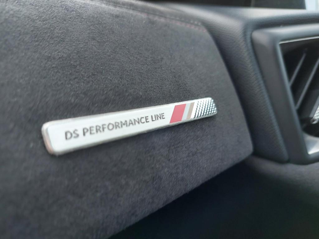 Ds Ds 3 crossback 100 performance line navi/cam/keyless