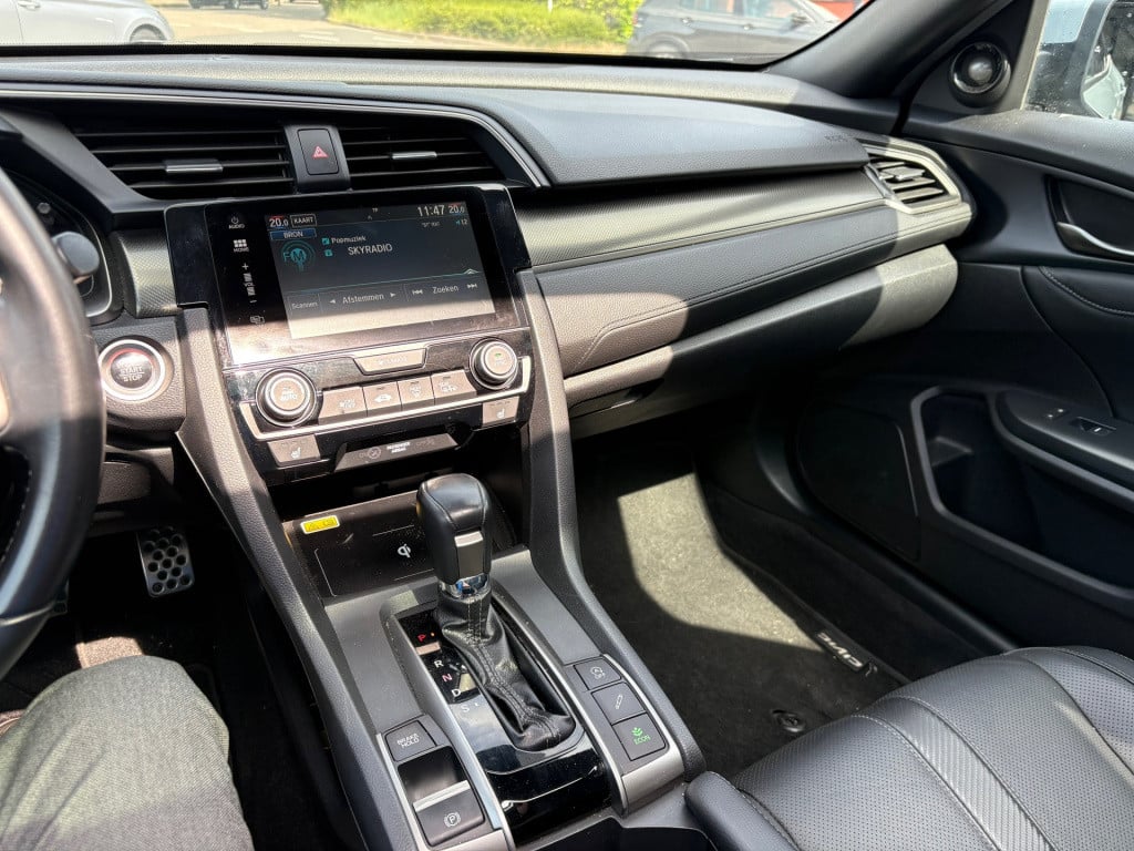 Honda Civic 1.0 i-vtec premium