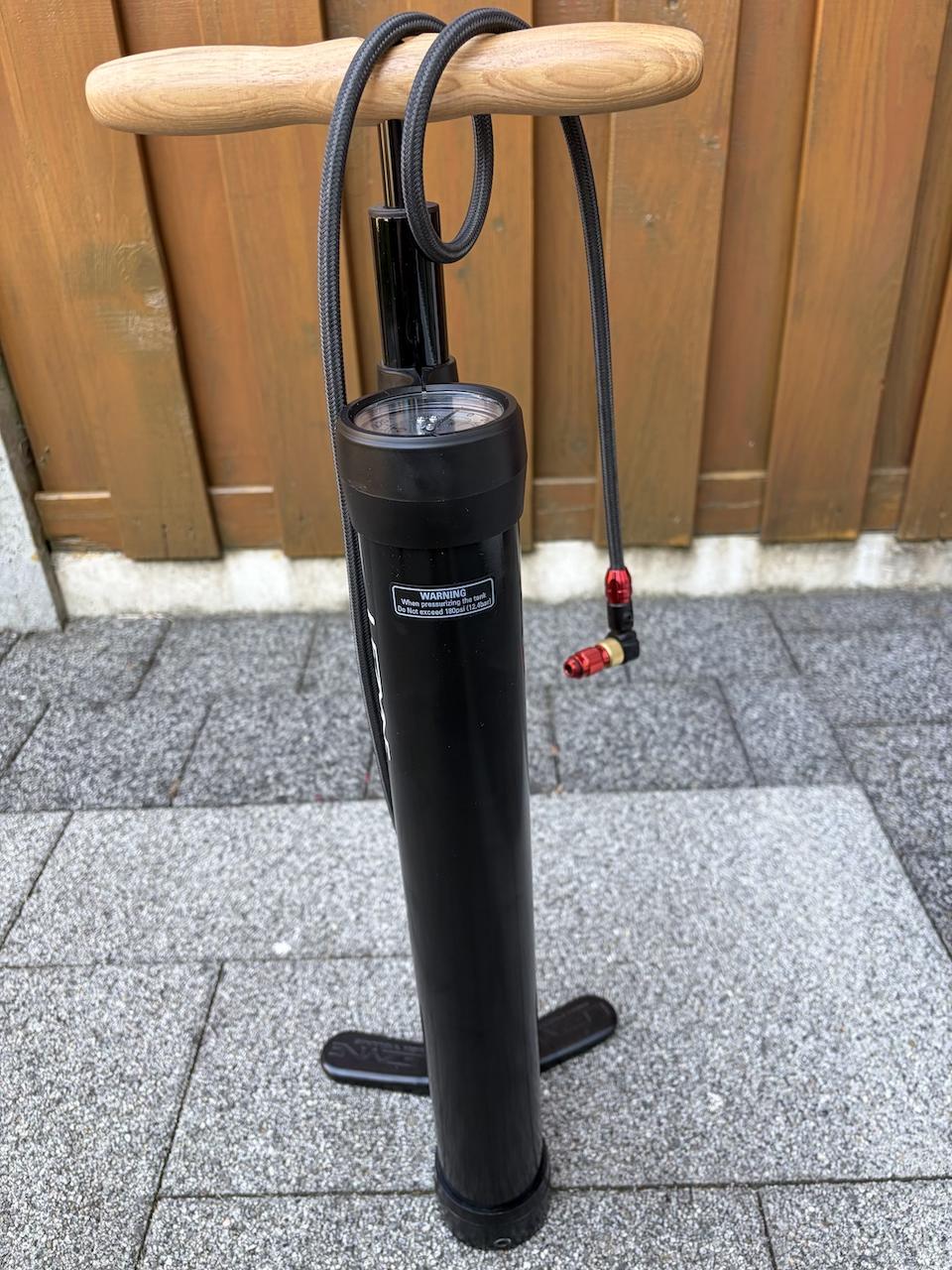 Z.g.a.n Lezyne Pressure Over Drive fietspomp