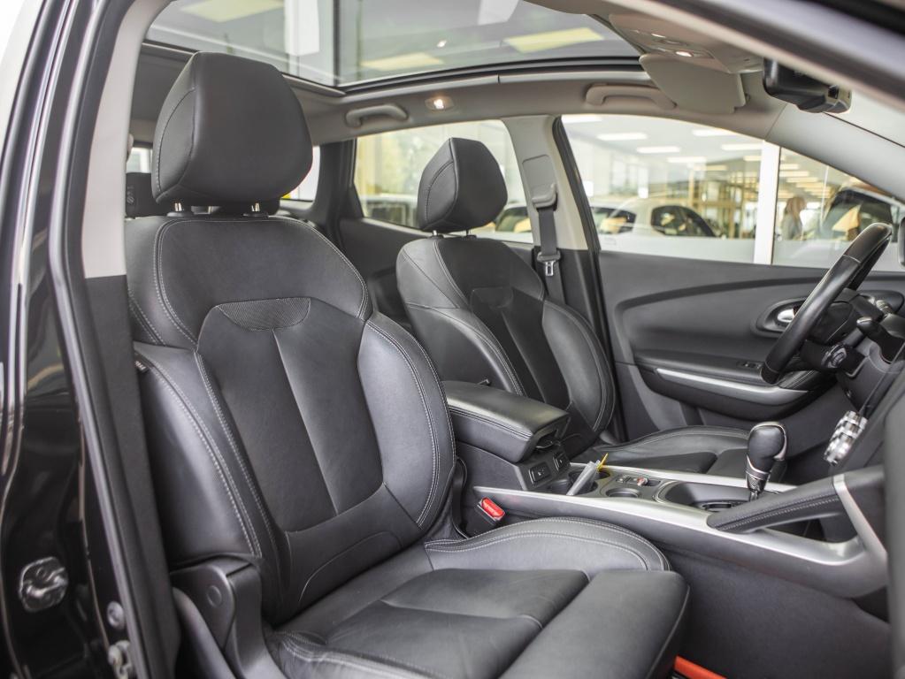 Renault Kadjar tce 140pk black edition automaat