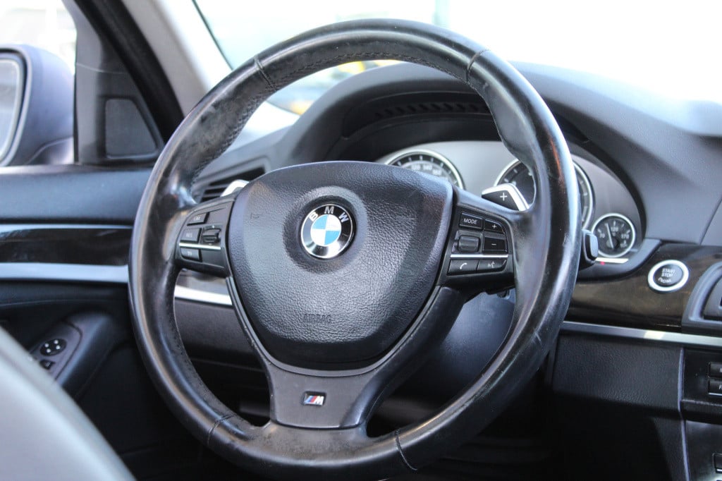 BMW 5 Serie 535xi high executive | m pakket | schuifdak | leder |