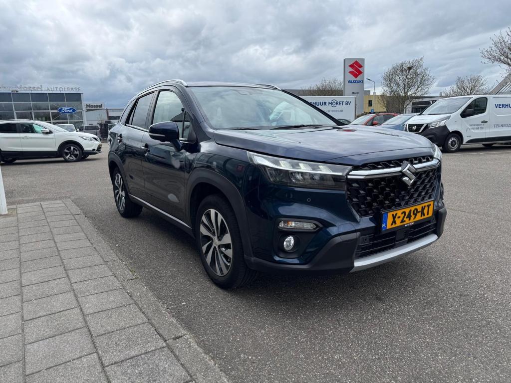 Suzuki Sx4 S-cross 1.4 boosterjet style smart hybrid