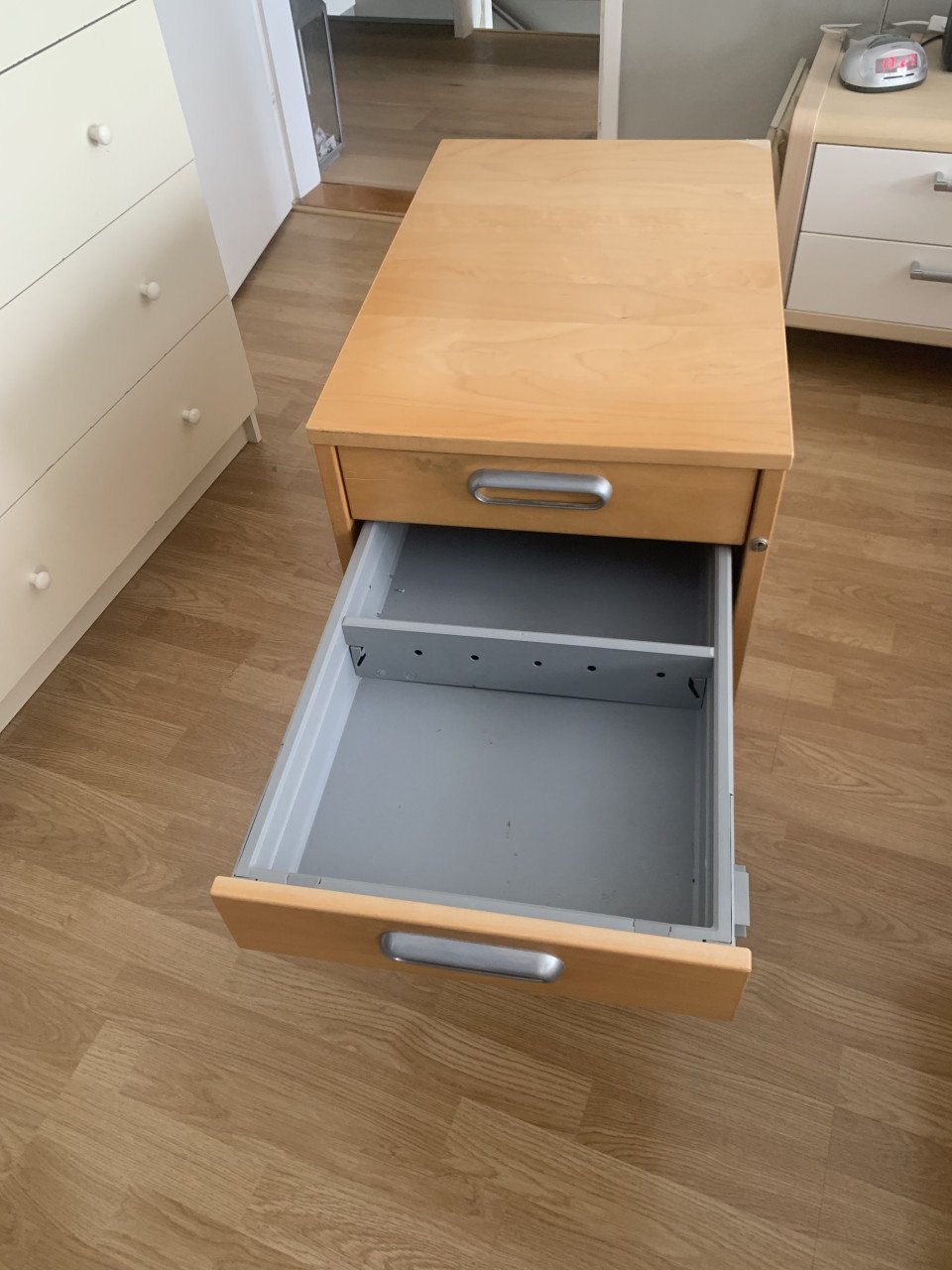 Ladeblok met 3 lades (o.a. hangmappen) op wieltjes