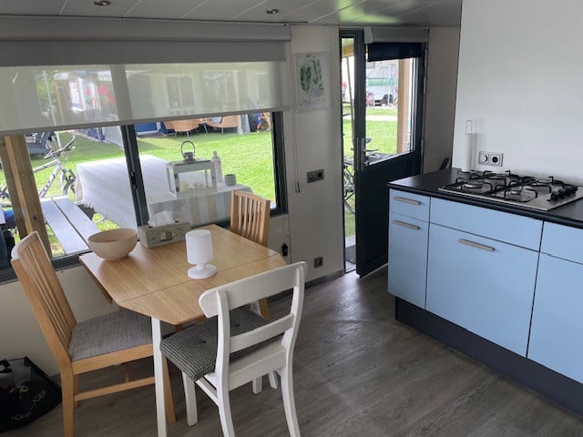 Te huur caravan op camping de paardekreek