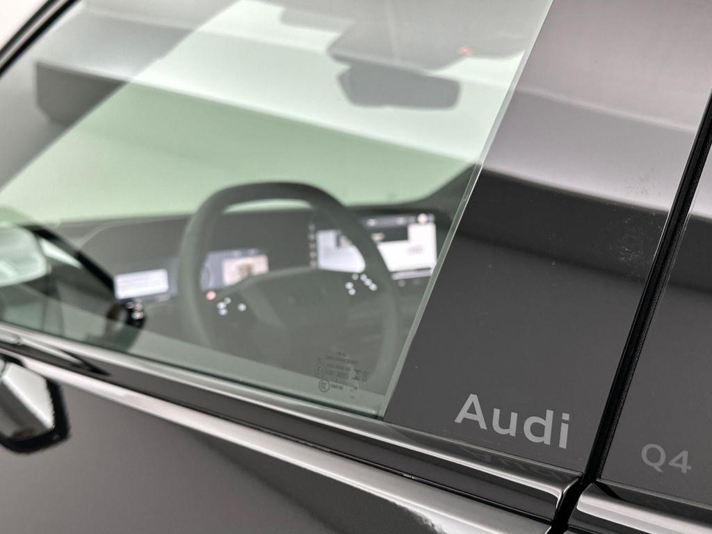 Audi Q4 E-tron s edition e-tron 45 82 kwh 210 kw / 286 pk suv ele