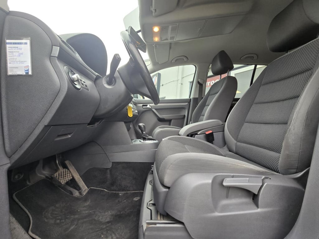 Volkswagen Touran 1.4 tsi comfortline automaat!