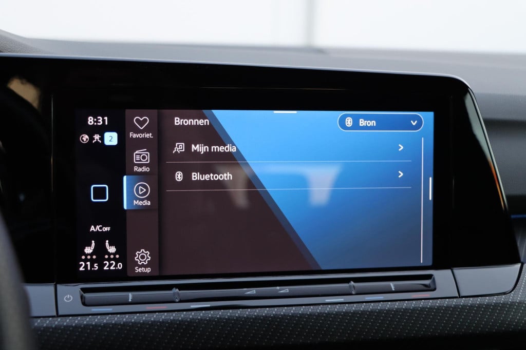 Volkswagen Golf variant 1.5 etsi r-line 150pk dsg7