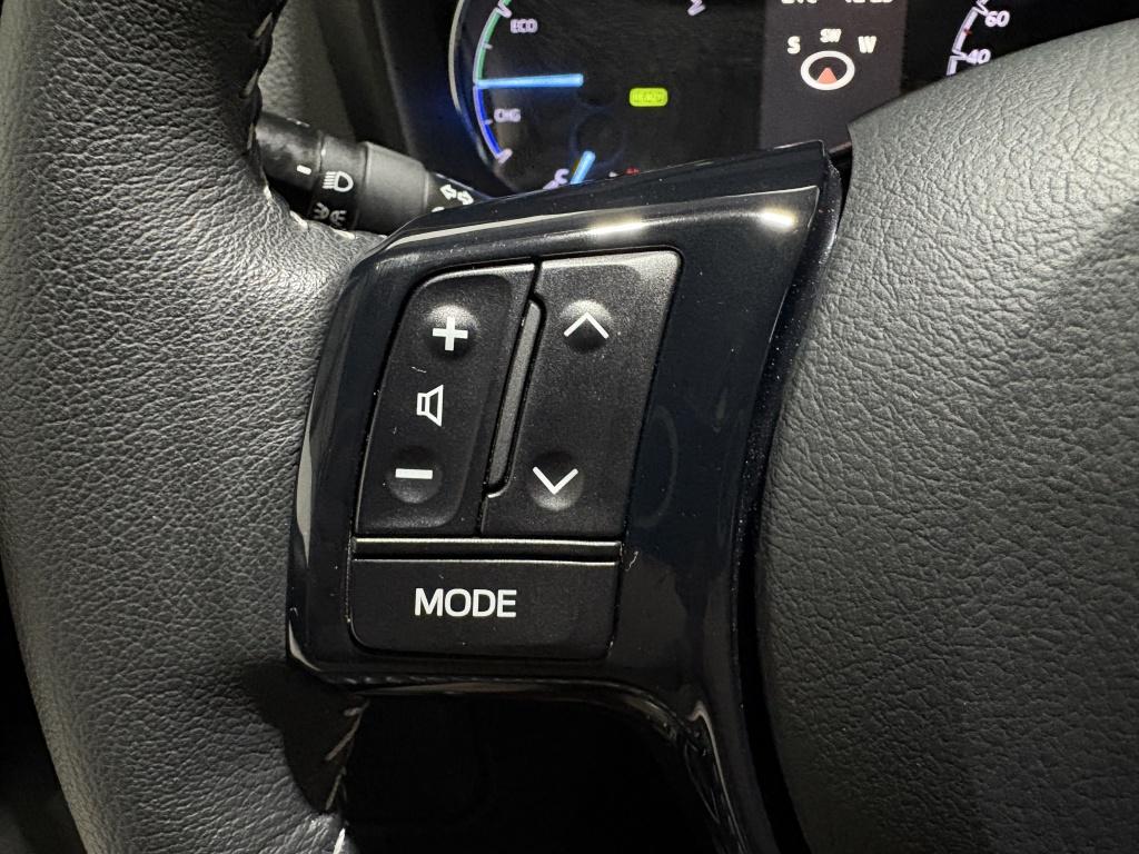Toyota Yaris 1.5 hybrid aspiration | lage km-stand |