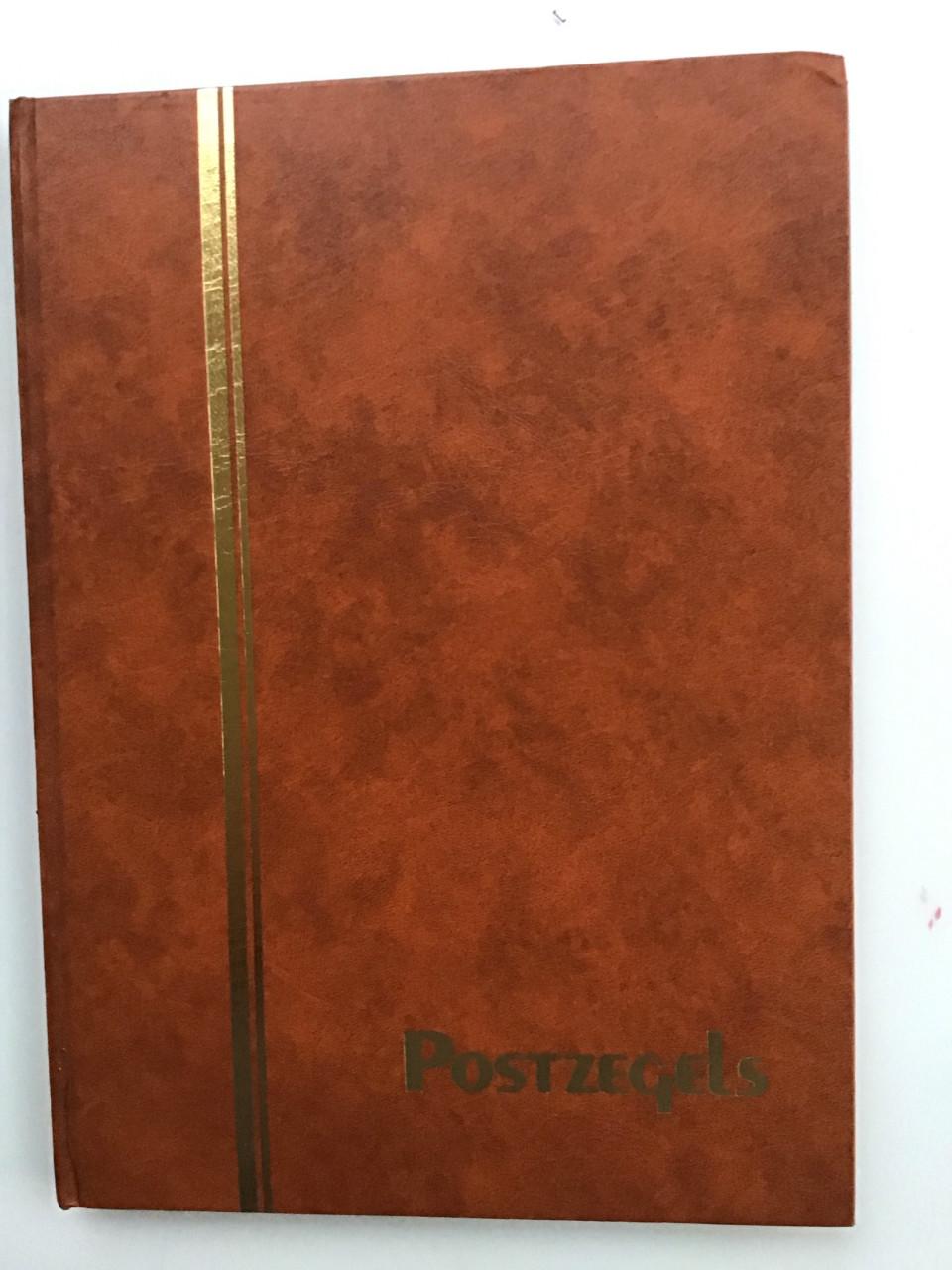Postzegel albums