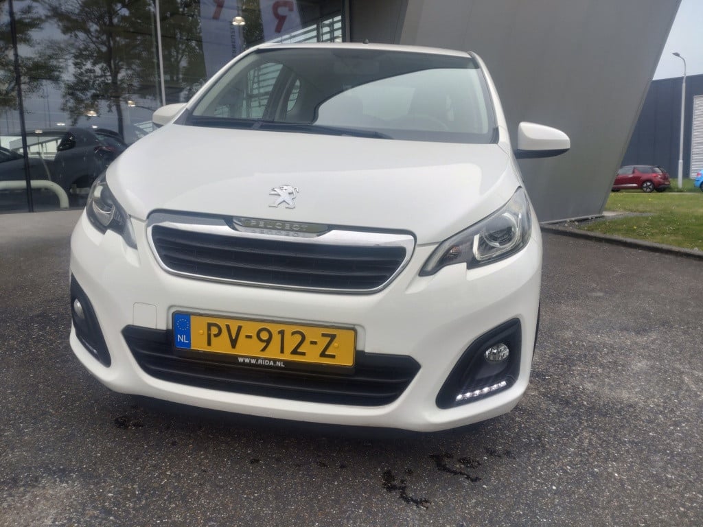 Peugeot 108 1.0 e-vti blue lion