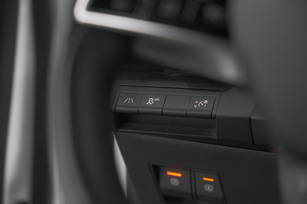 Renault Megane E-tech ev60 optimum charge iconic | 360 camera | harman kard