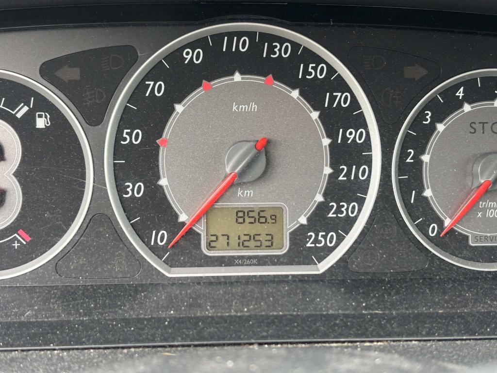 Citroen C5 2.0-16v cool tech