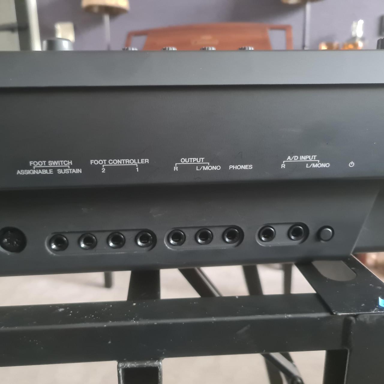 Yamaha MODX8 met softbag