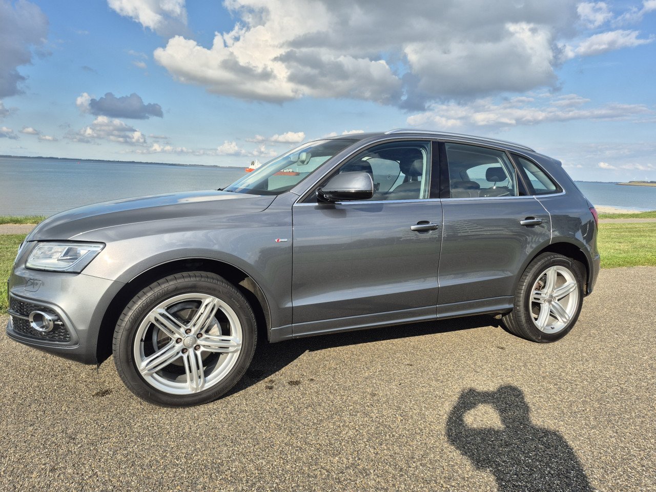 Audi Q5 S-line 2.0 tfsi
