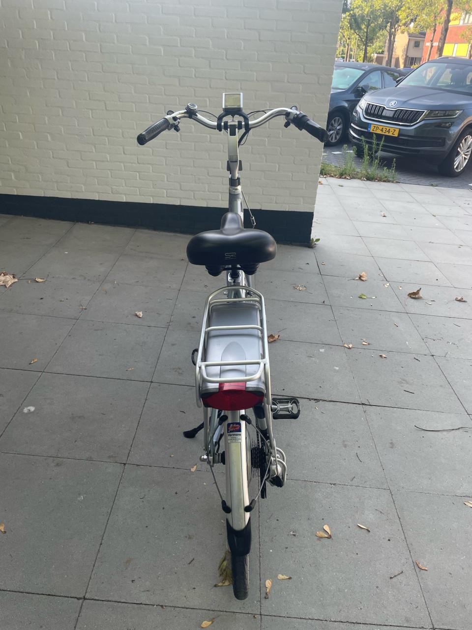 Damesfiets.
