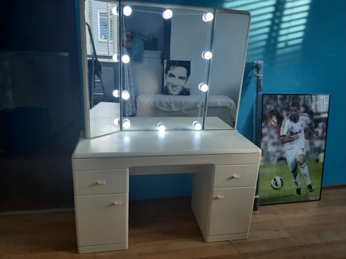 Leuke kaptafel Vintage