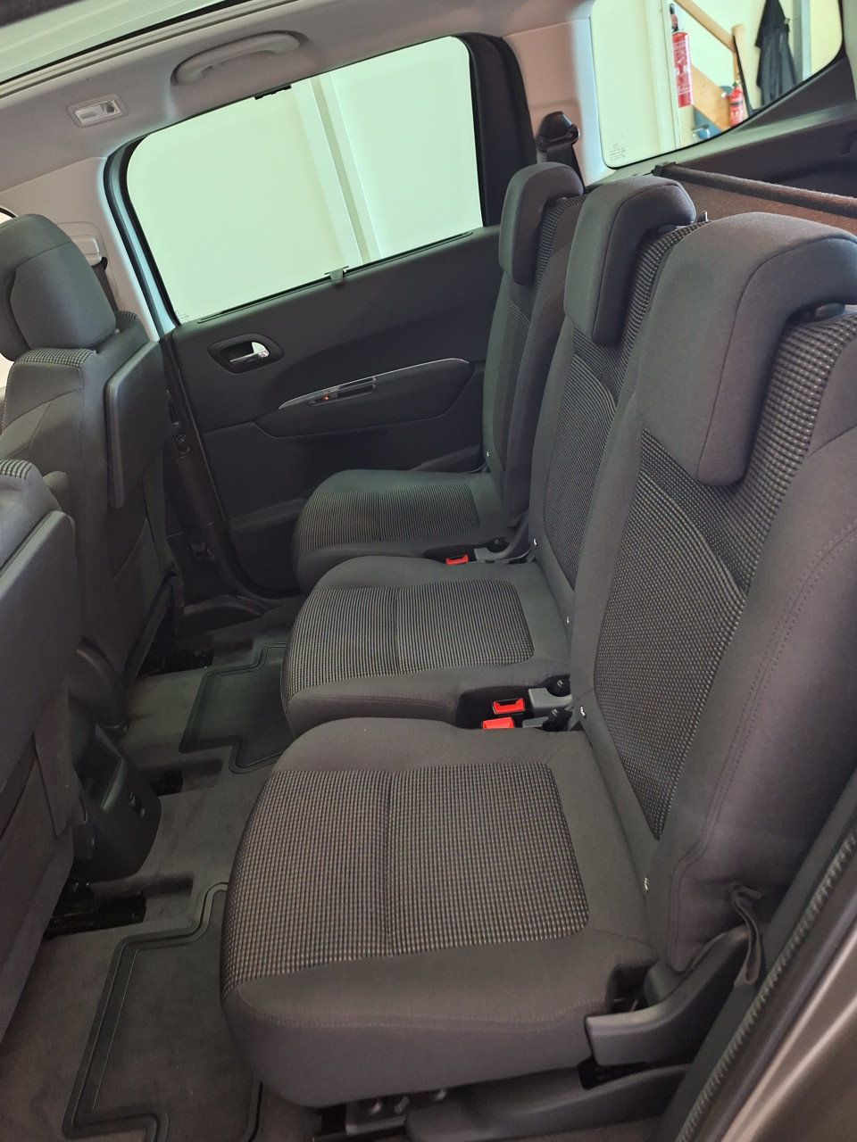 Te koop nette Peugeot 5008 1.6 THP Style 5p!!!