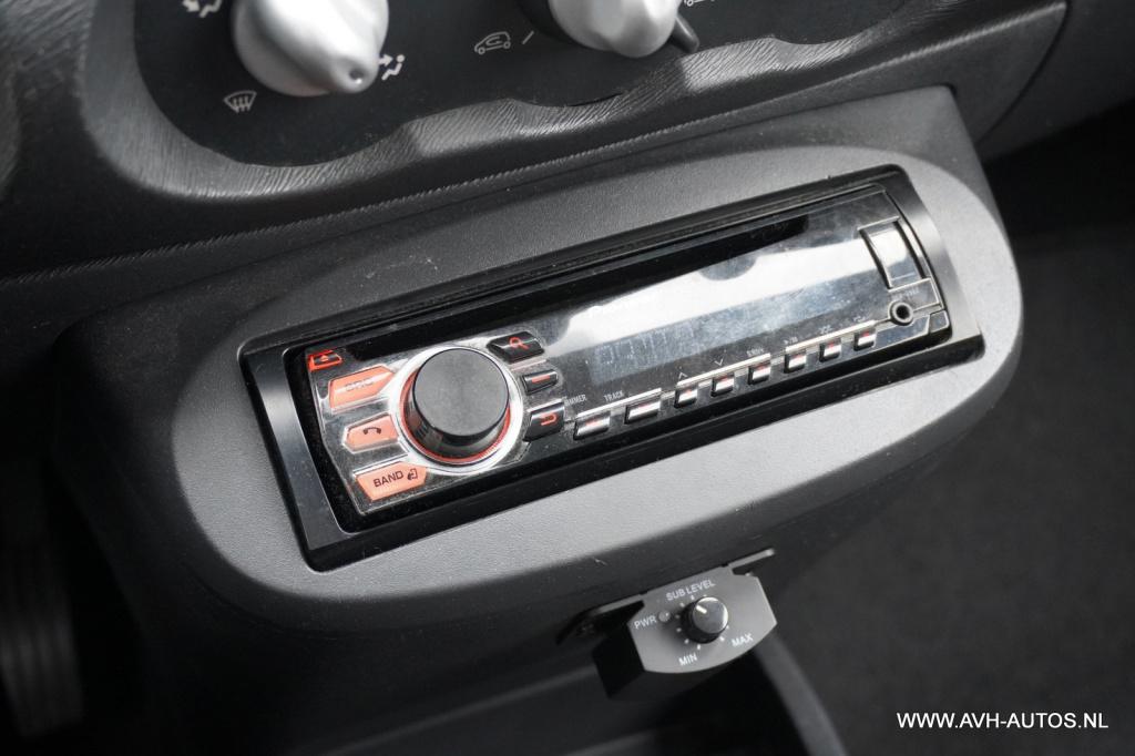 Renault Twingo 1.2-16v authentique