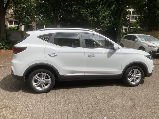MG ZS EV 2019