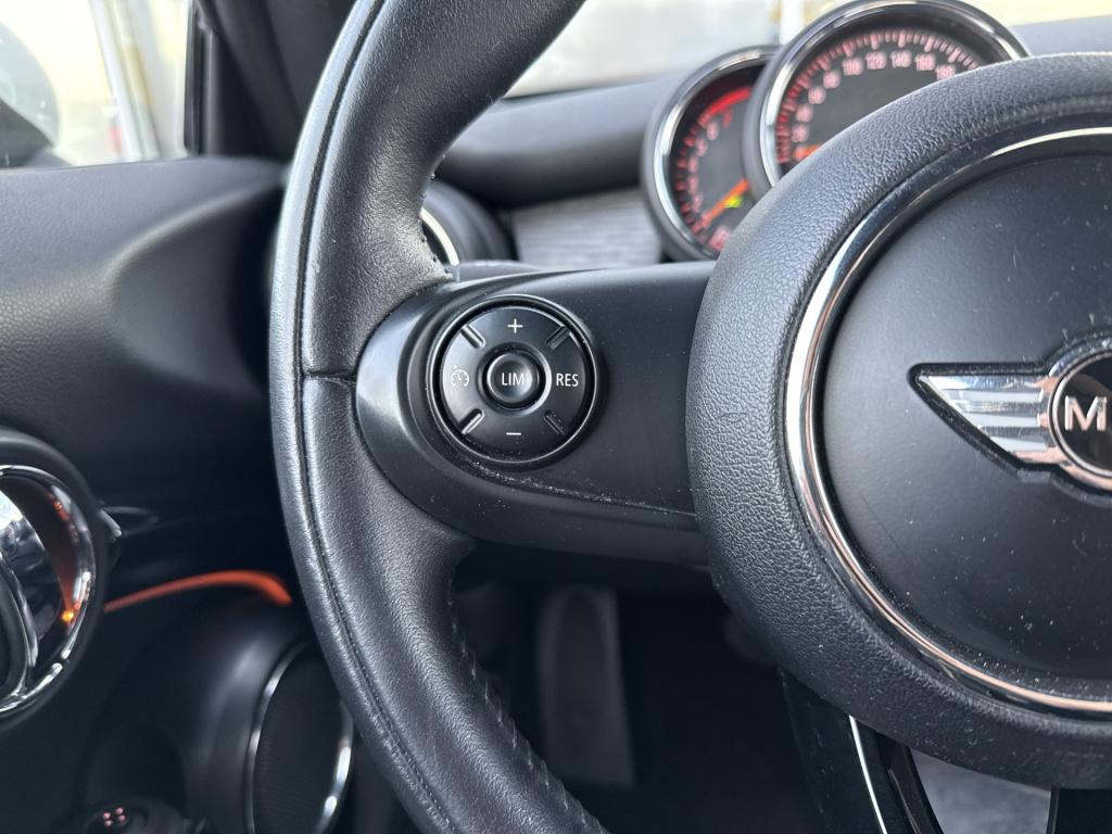 Mini Cooper mini 1.5 chili | leder | navi | led | clima | stoelverw.