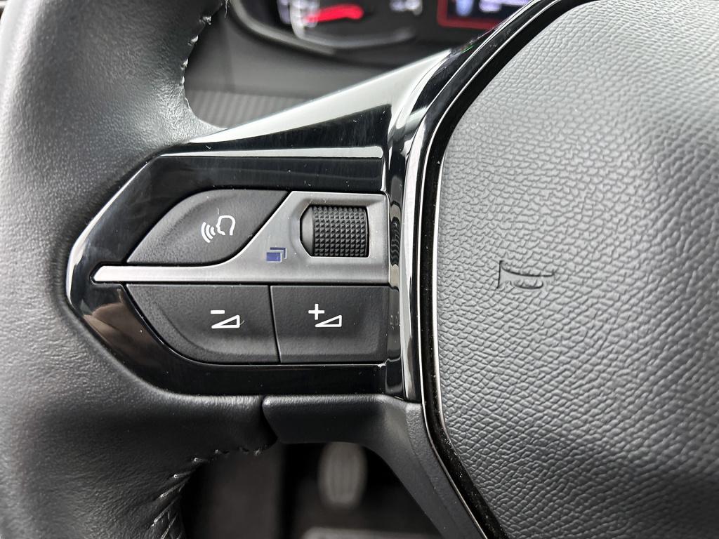 Peugeot 2008 100pk allure | rijklaar | stoelverwarming | camera | parkeerhu