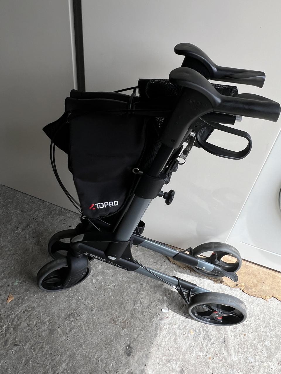 Rollator Topro Troja 2G imt M mat zwart 150-200 cm < 150 kg