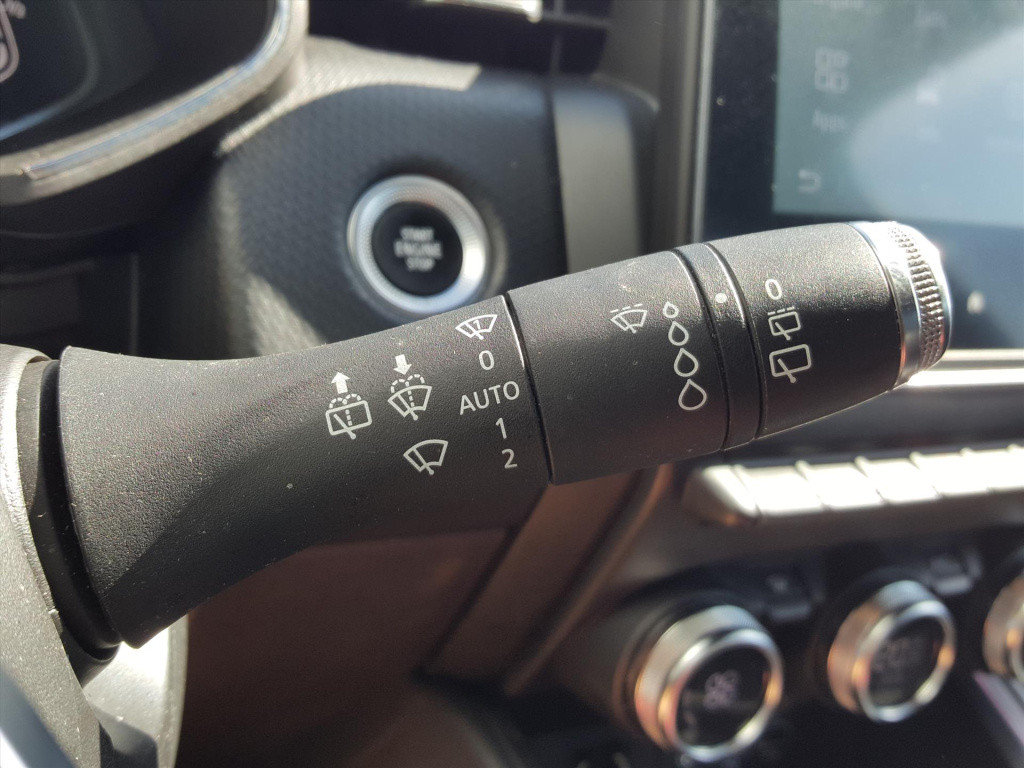 Renault Clio 1.0 tce 90pk intens navigatie | trekhaak | cruise & climate co