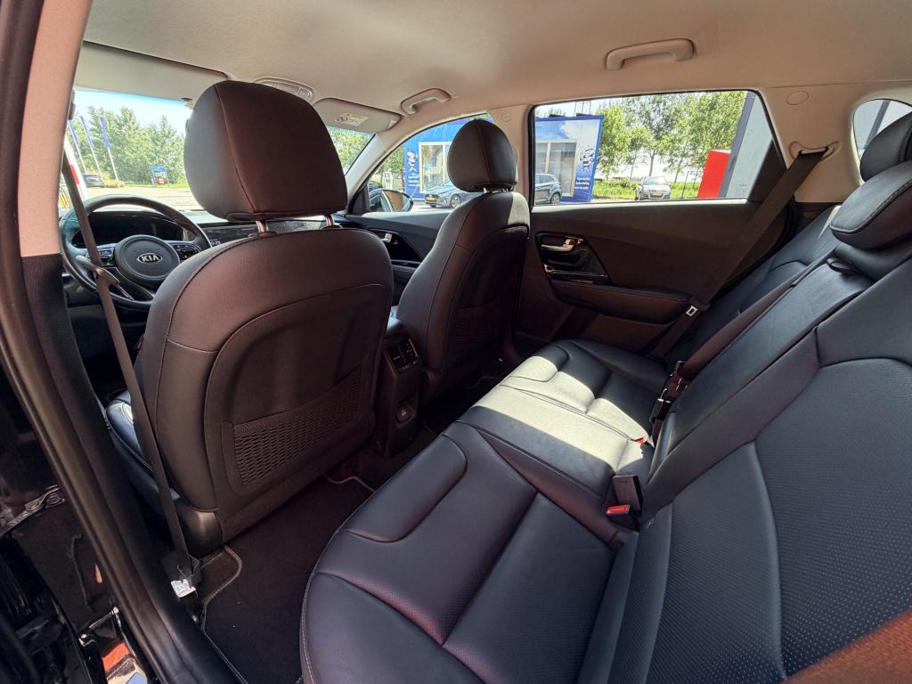 Kia Niro 1.6 gdi phev executiveline | lederen bekleding | apple/android car