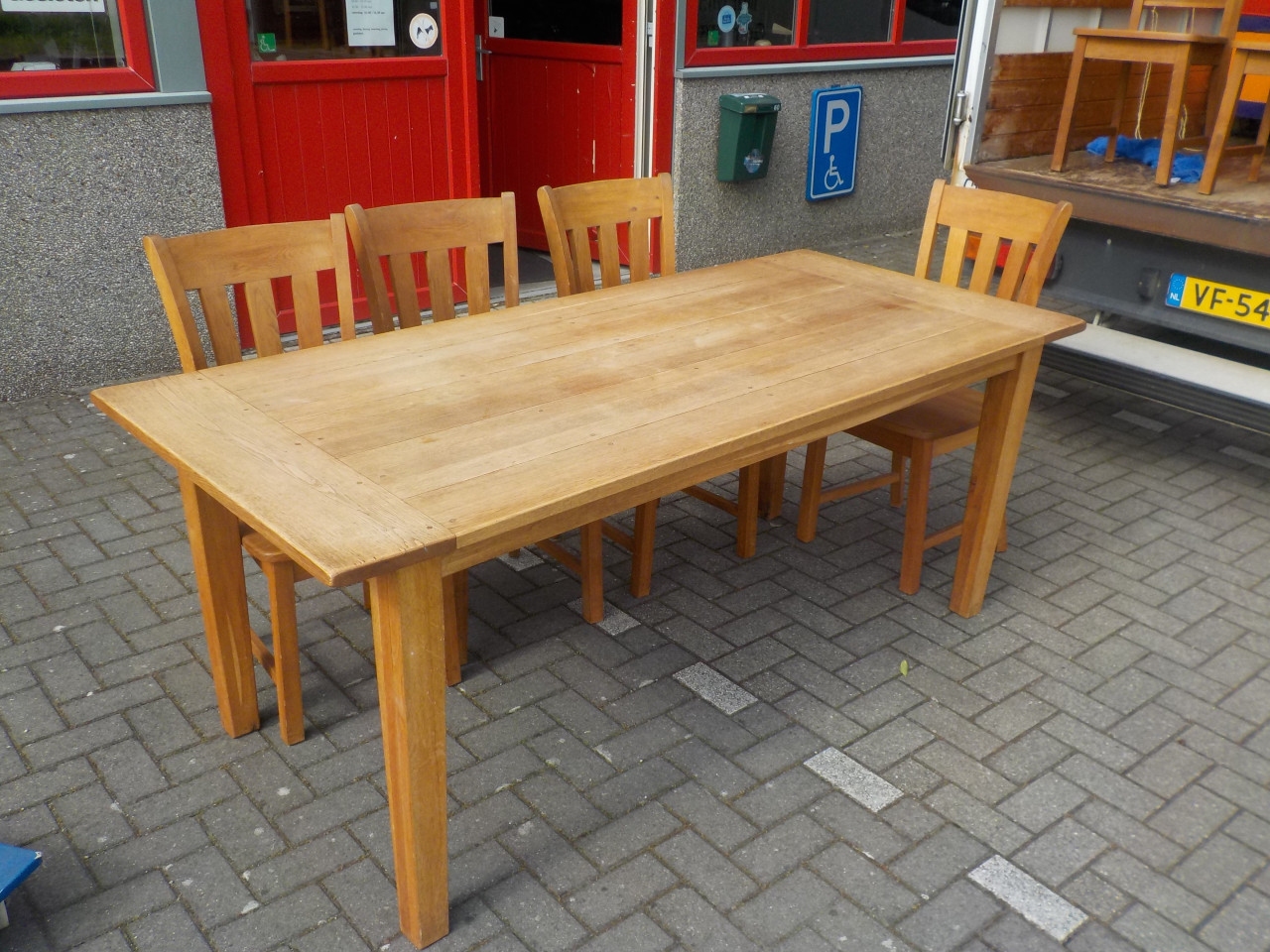 Massief teak houten eet tafel 200 x 90 cm + 8 stoelen in zeer goede staat