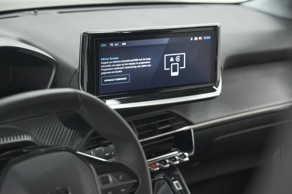 Peugeot 208 puretech 100 allure | parkeersensoren | navigatie | apple carpl